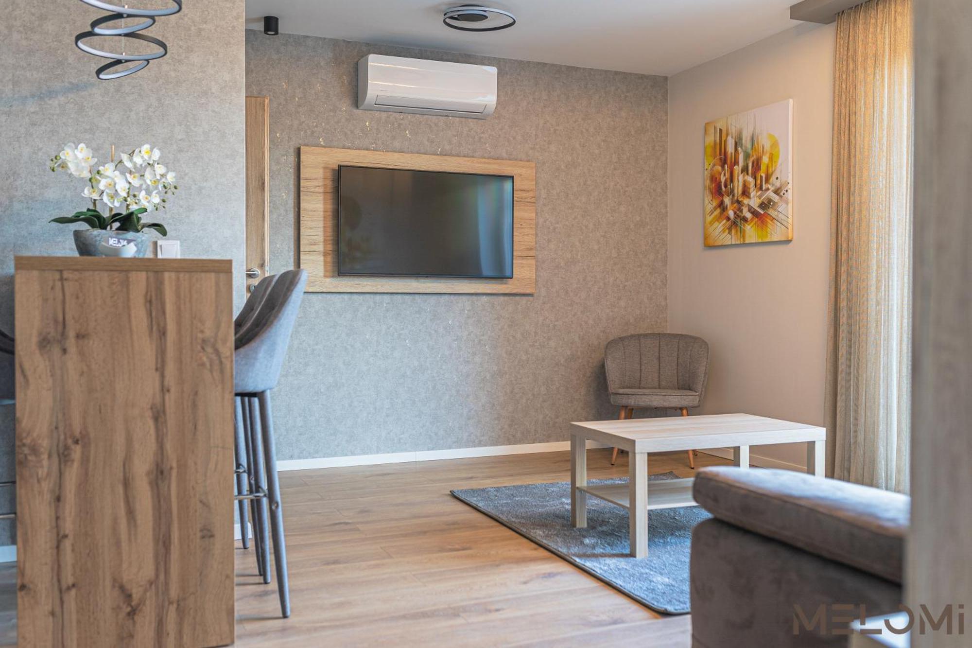 Melomi Apartman Sárvár Kültér fotó